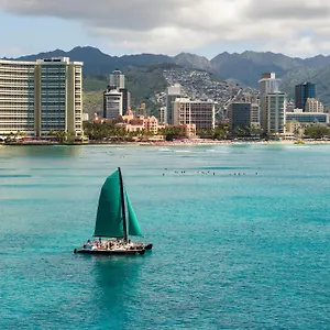 Sheraton Waikiki Beach Гонолулу